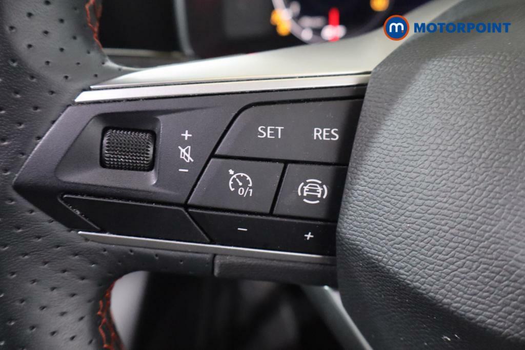 Seat Leon 2.0 Tdi Se Dynamic Estate Euro 6 White #17