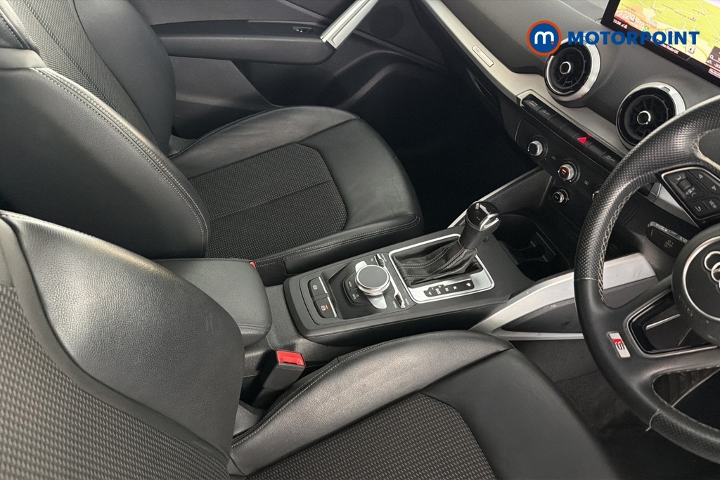 Audi Q2 Audi Q2 S Line 35 Tfsi 150 Ps S Tronic Blue #17