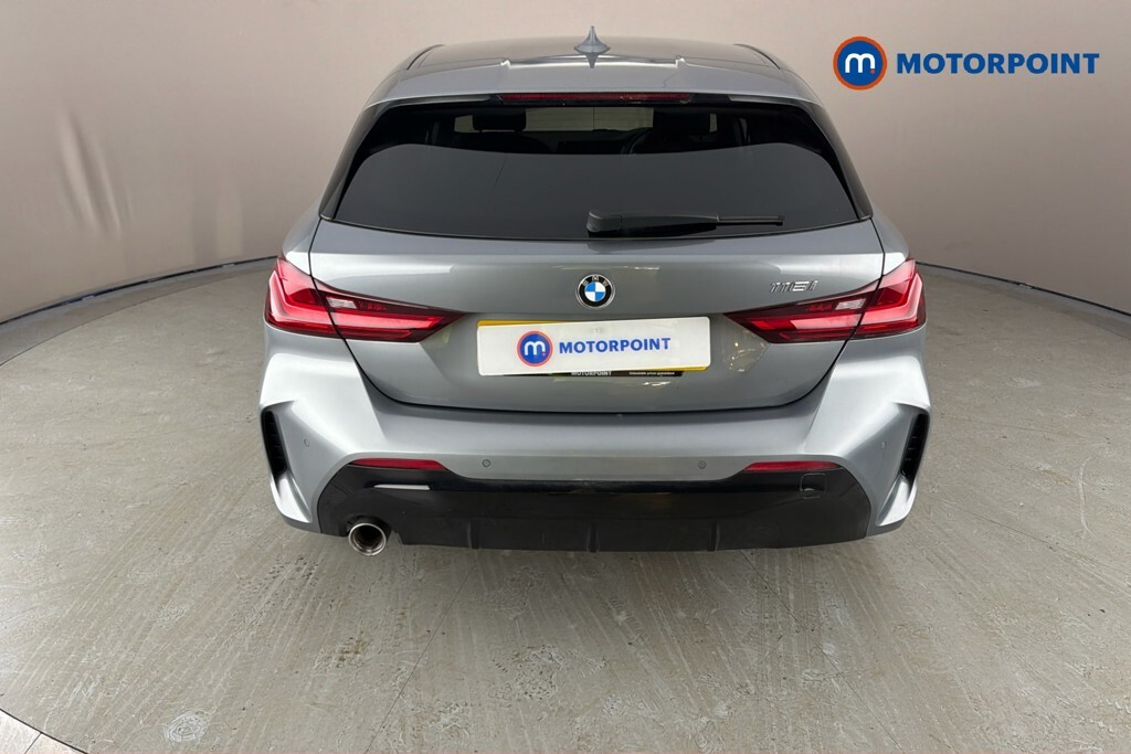 BMW 1 Series Sport White #34