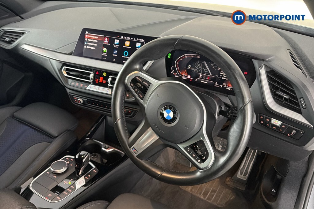 BMW 1 Series Sport White #9
