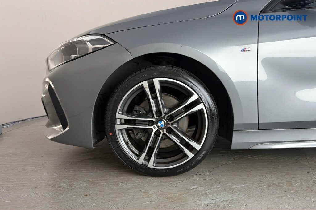 BMW 1 Series Sport White #44