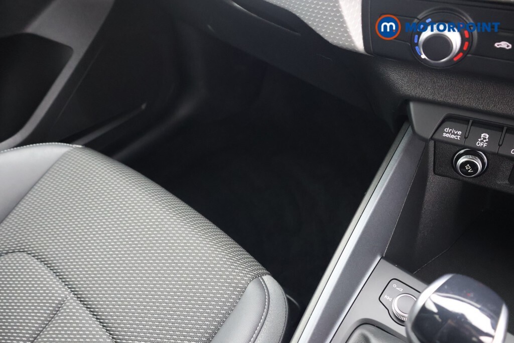 Audi A1 30 Tfsi Sport S Tronic Black #20