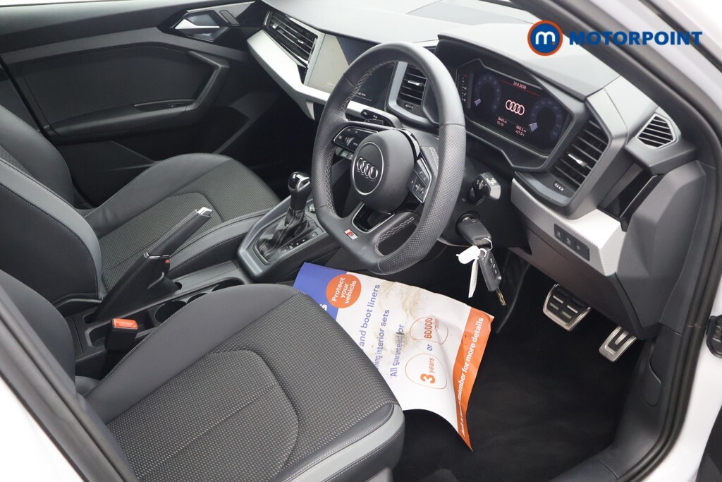 Audi A1 30 Tfsi Sport S Tronic Black #23