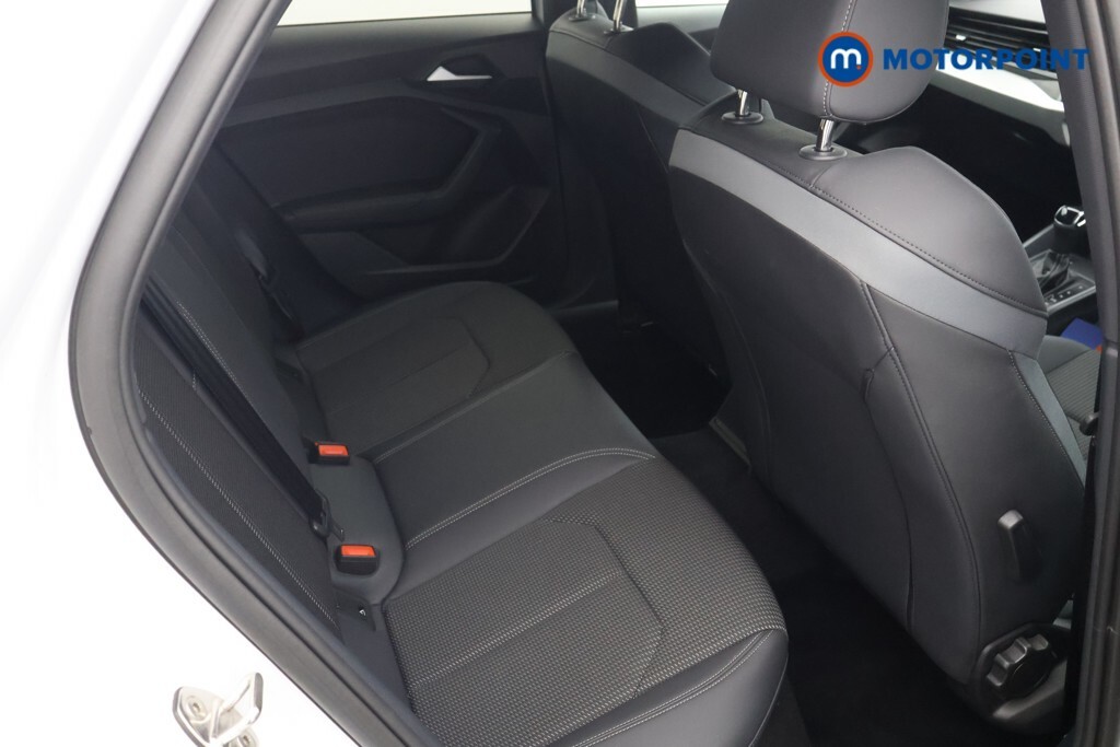 Audi A1 30 Tfsi Sport S Tronic Black #26