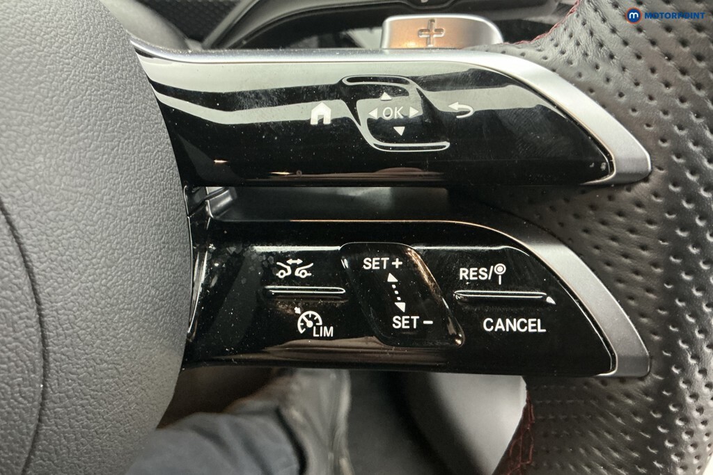 Mercedes-Benz CLA Class 180 Amg Line Premium Tip 2025 Black #20