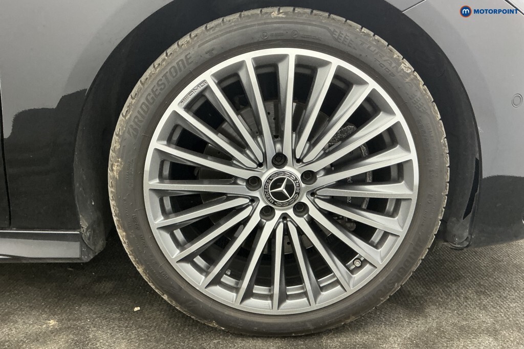 Mercedes-Benz CLA Class 180 Amg Line Premium Tip 2025 Black #36