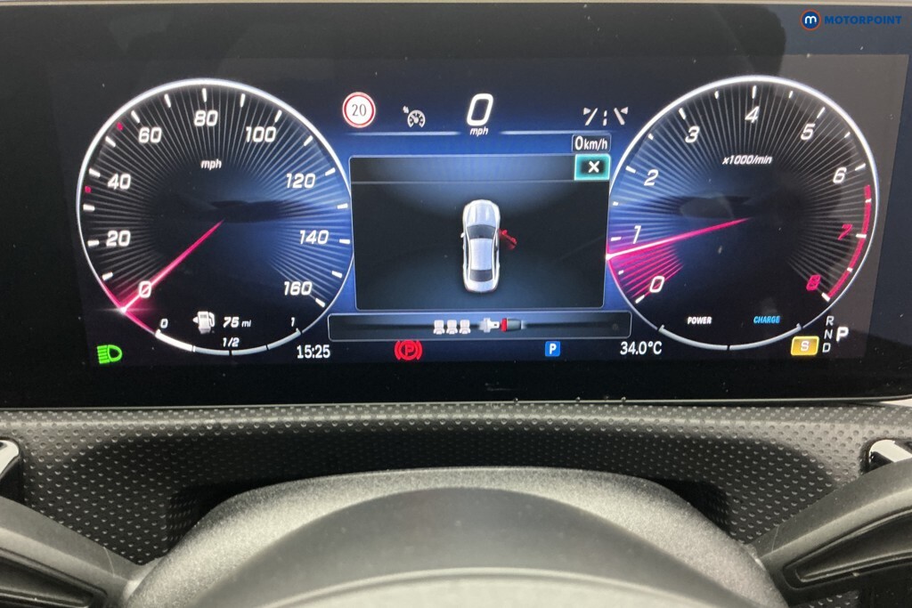 Mercedes-Benz CLA Class 180 Amg Line Premium Tip 2025 Black #16
