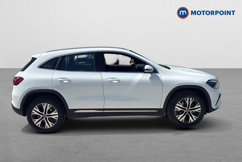 Mercedes-Benz GLA Class Gla 200 Sport Executive DC25BHP White #4
