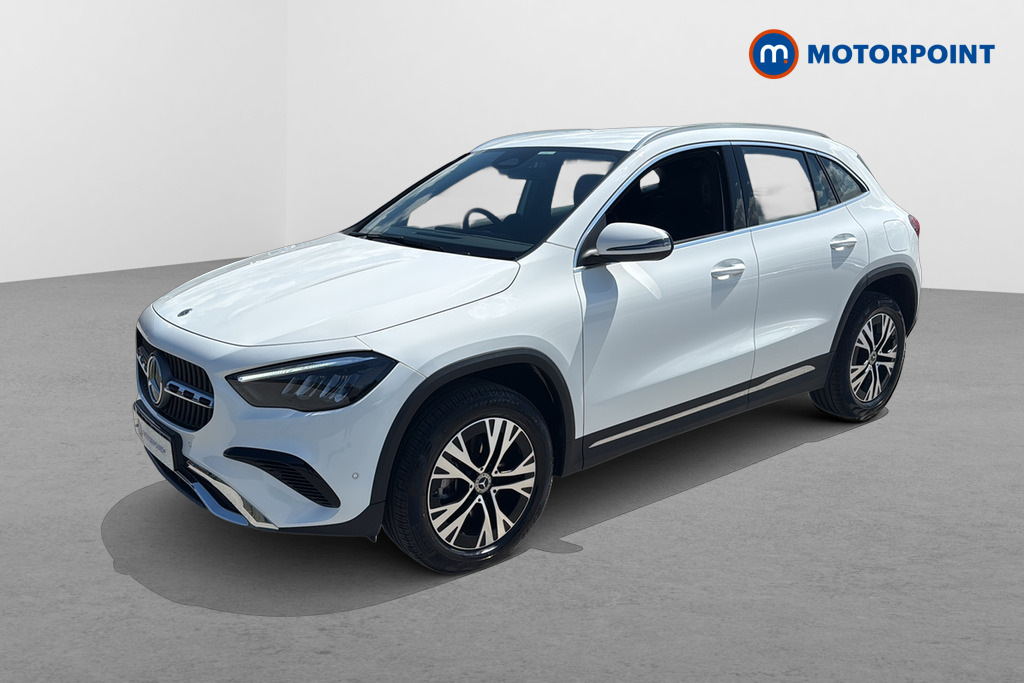 Mercedes-Benz GLA Class Gla 200 Sport Executive DC25BHP White #3