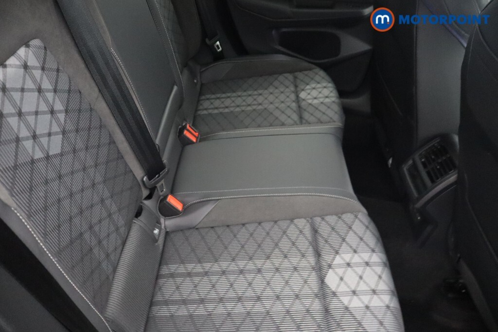 Volkswagen Golf 1.5 Etsi 150 R-line Dsg White #15