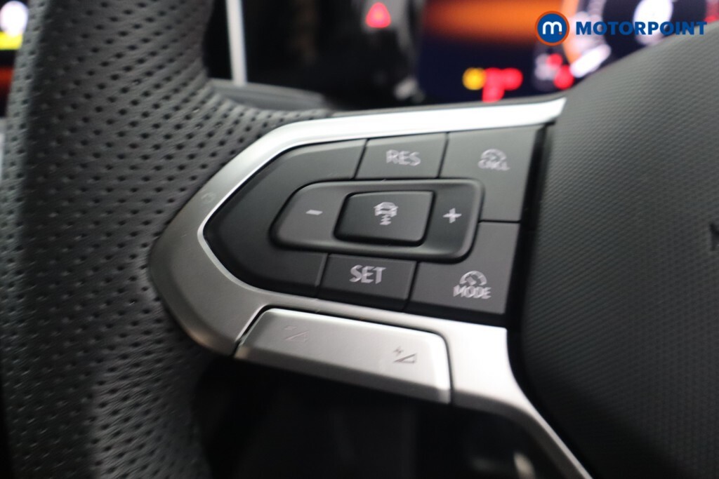 Volkswagen Golf 1.5 Etsi 150 R-line Dsg White #23