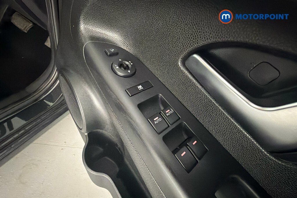 Kia Venga 3 Auto Silver #24