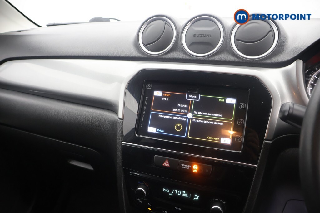 Suzuki Vitara  Silver #17
