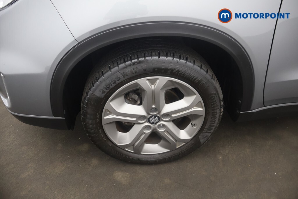 Suzuki Vitara  Silver #9