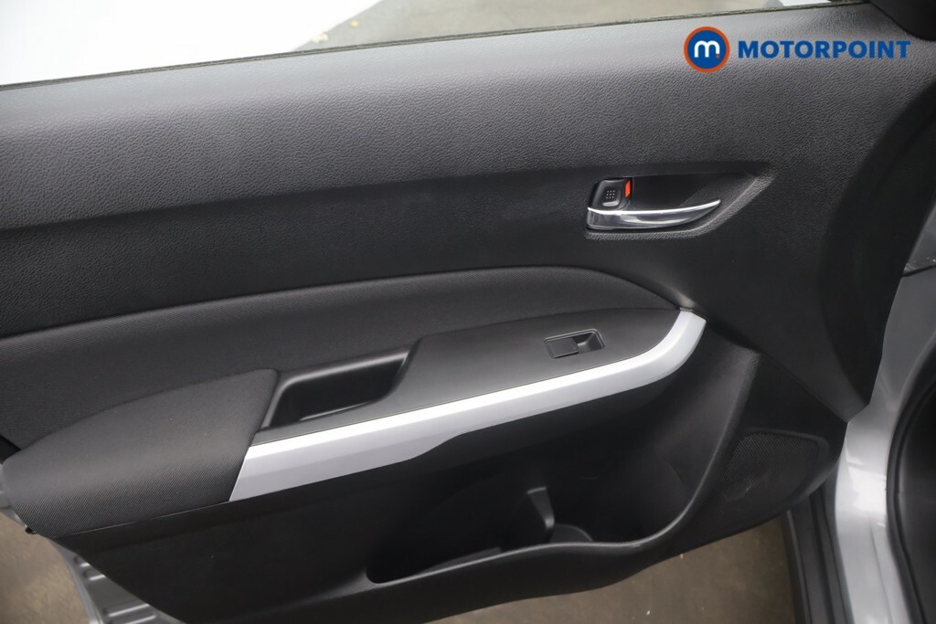 Suzuki Vitara  Silver #30
