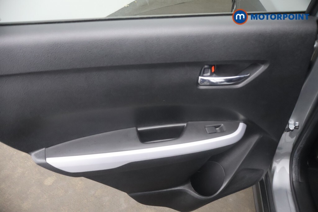 Suzuki Vitara  Silver #28