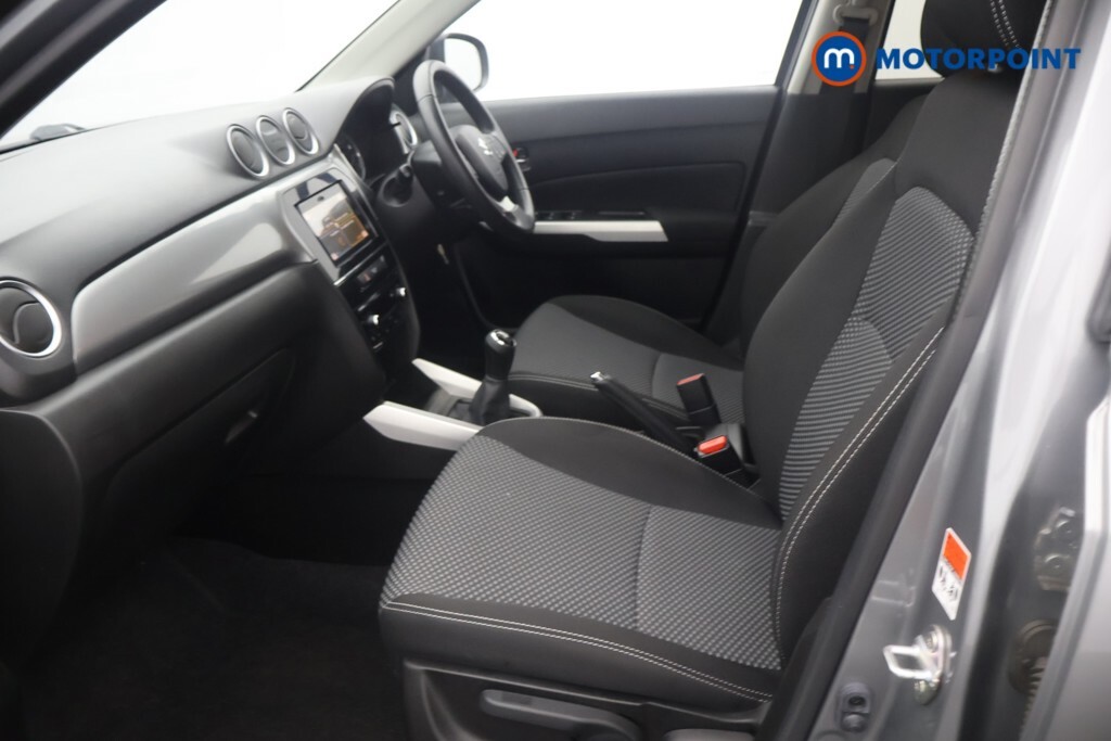 Suzuki Vitara  Silver #31