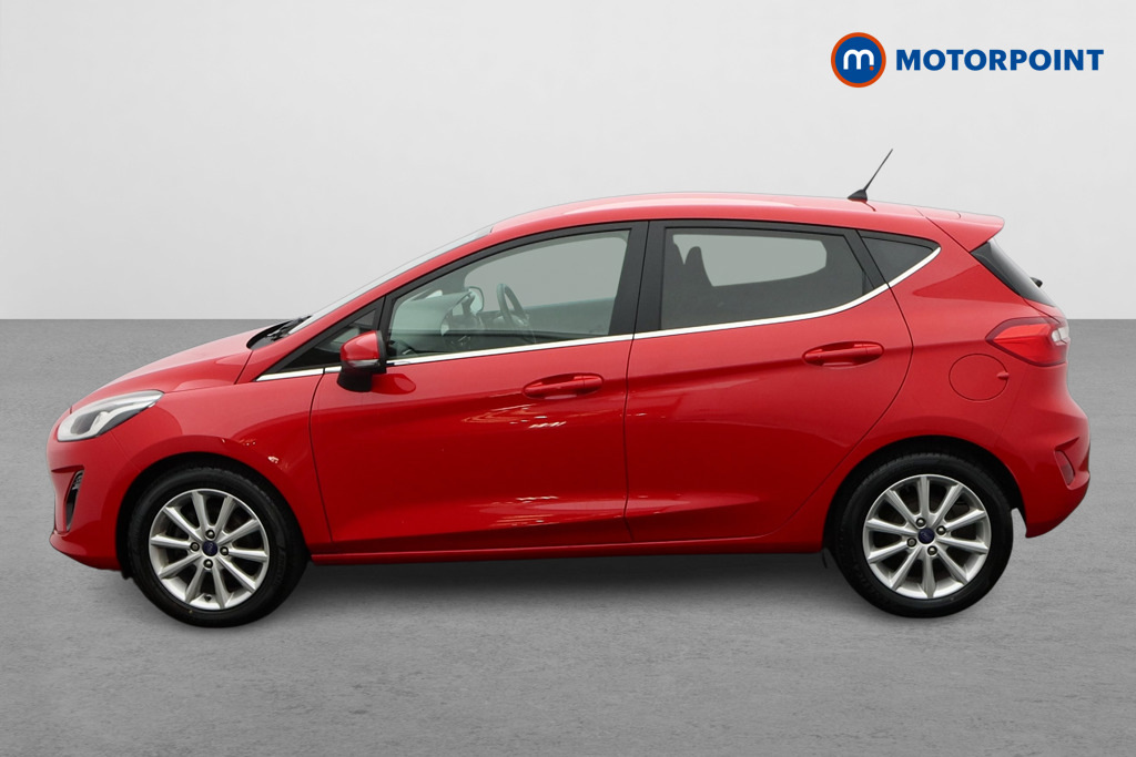 Ford Fiesta 1.0 Ecoboost Titanium CF18UCG Red #4