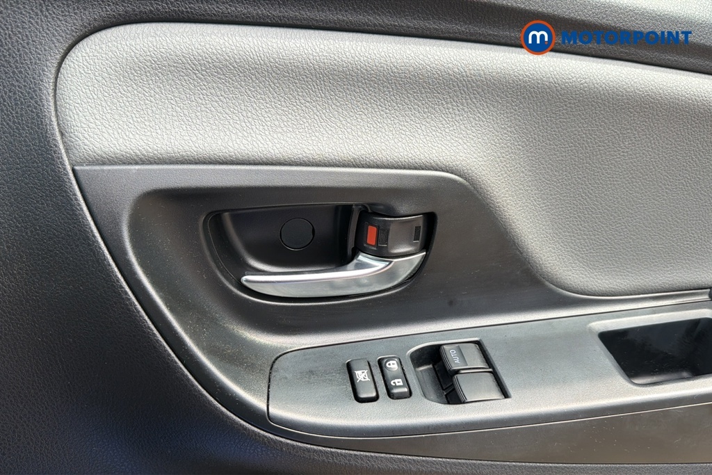 Toyota Yaris Active Grey #22