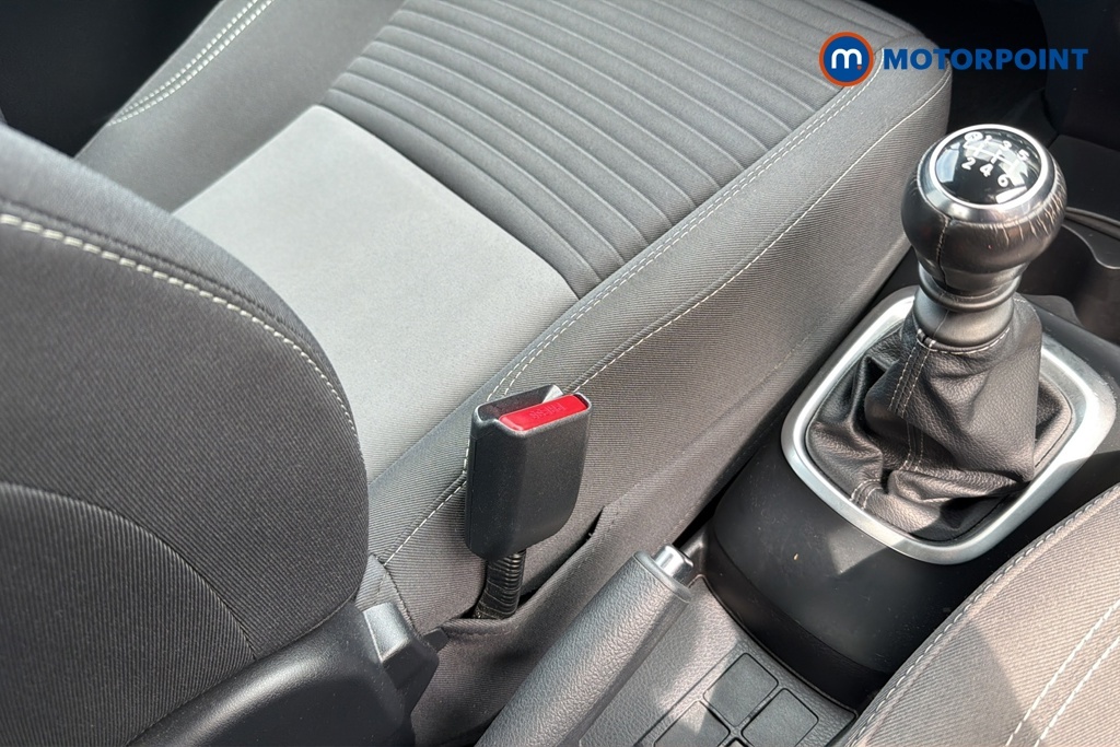 Toyota Yaris Active Grey #19