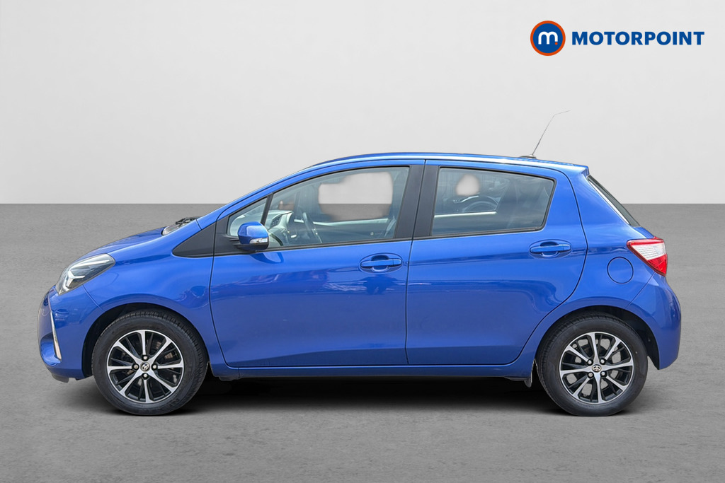 Toyota Yaris Active Grey #8