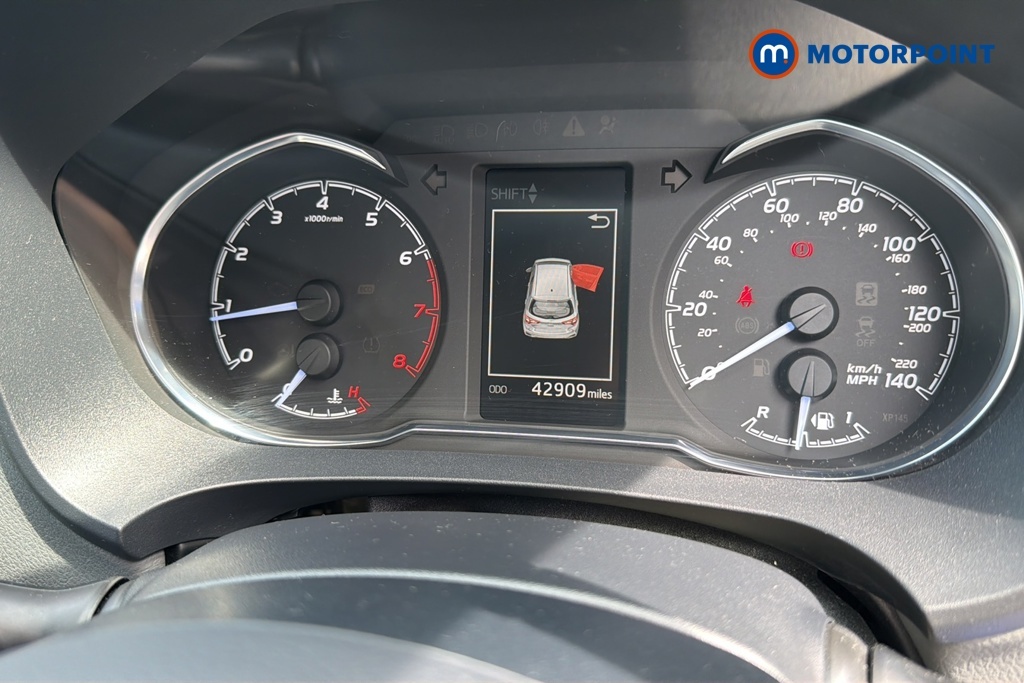 Toyota Yaris Active Grey #14