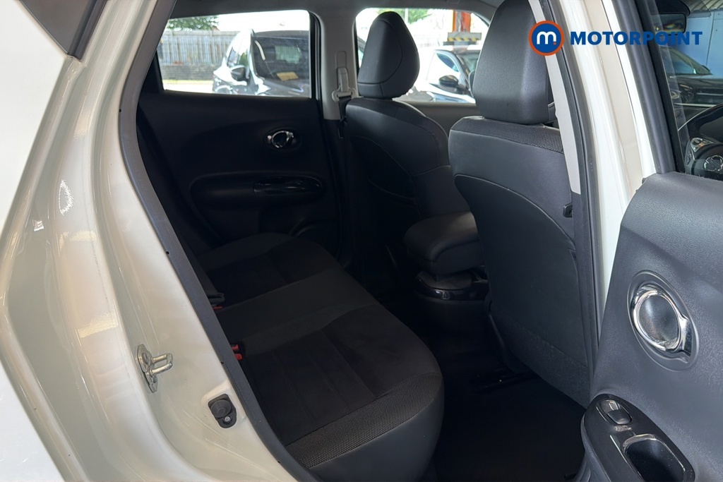 Nissan Juke Tekna Silver #27