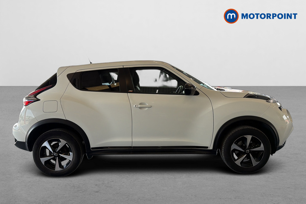 Nissan Juke Tekna Silver #4