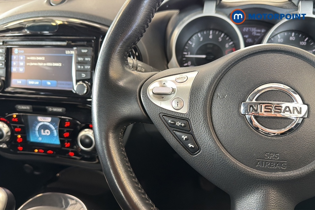 Nissan Juke Tekna Silver #12