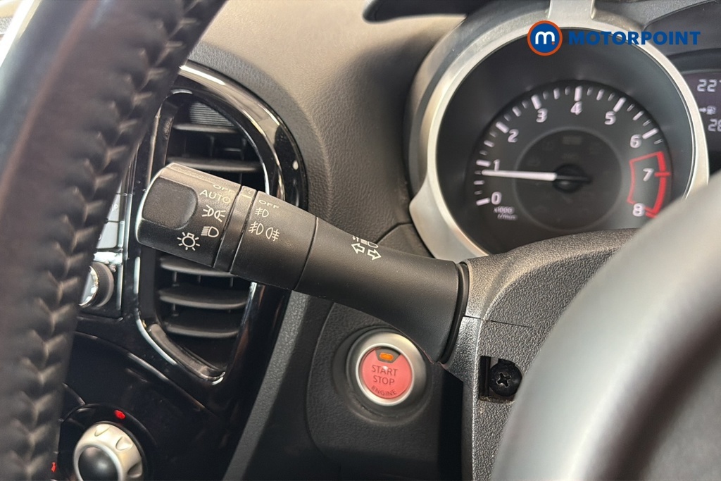 Nissan Juke Tekna Silver #13