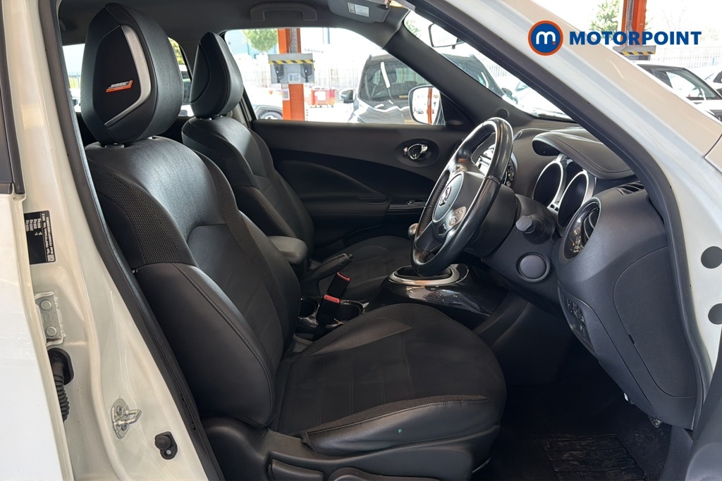 Nissan Juke Tekna Silver #25