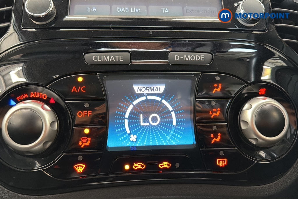 Nissan Juke Tekna Silver #18