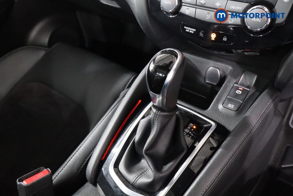 Nissan Qashqai Dig-t Acenta Premium Blue #29