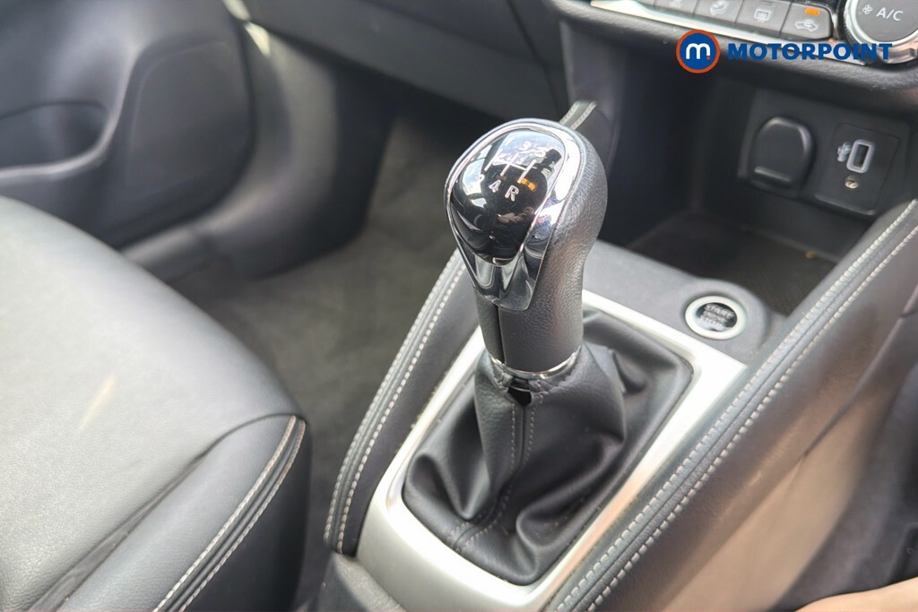 Nissan Micra Acenta Black #14
