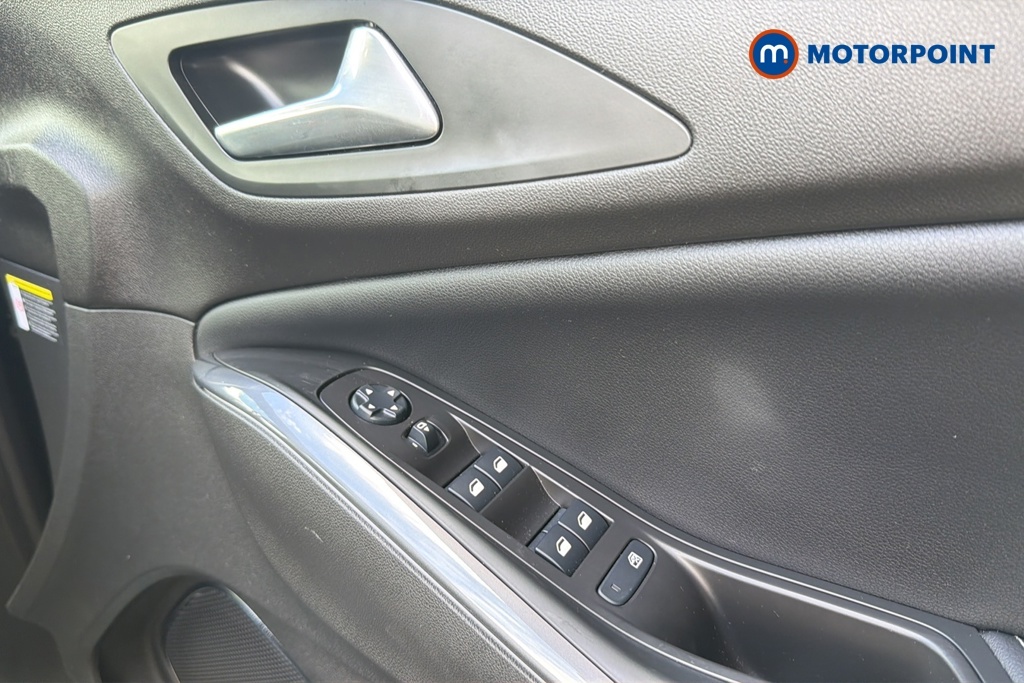Vauxhall Grandland X Griffin Black #18