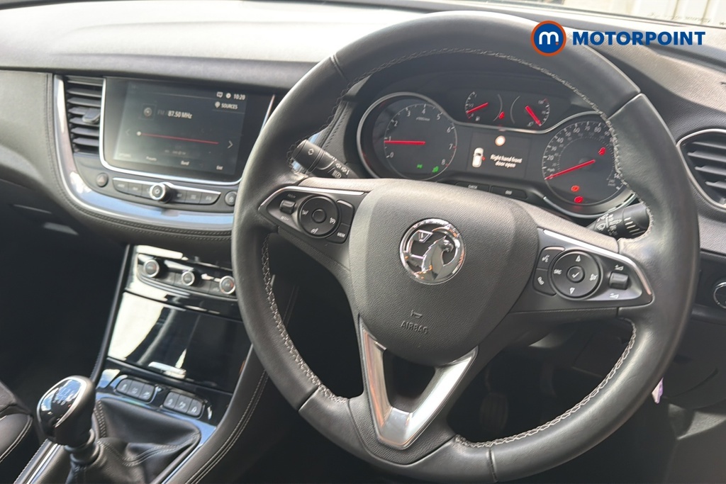 Vauxhall Grandland X Griffin Black #10
