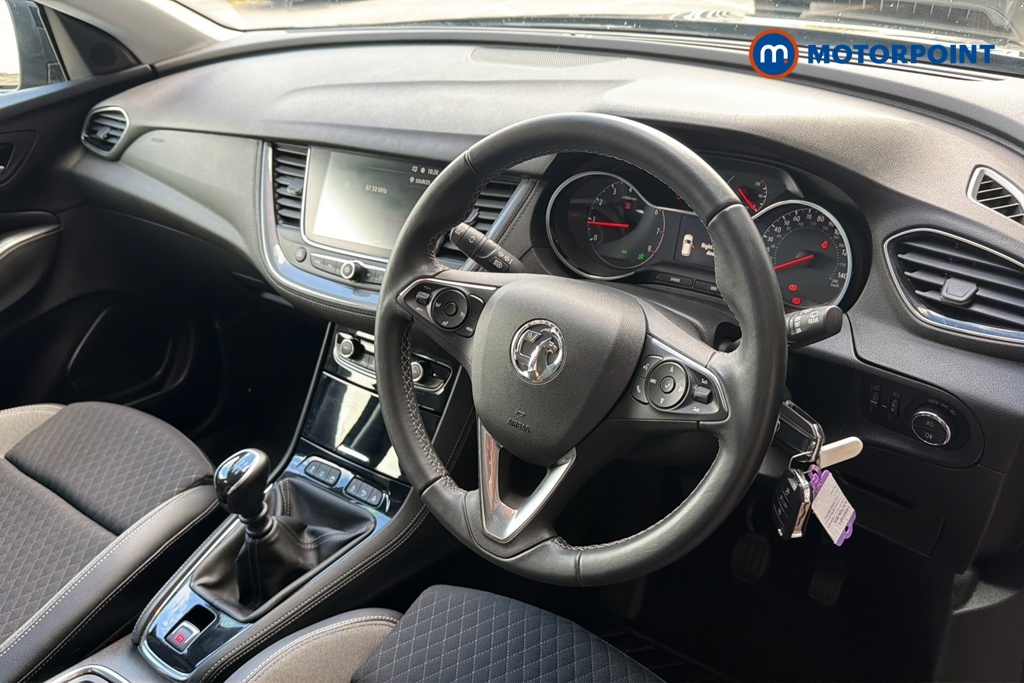 Vauxhall Grandland X Griffin Black #9