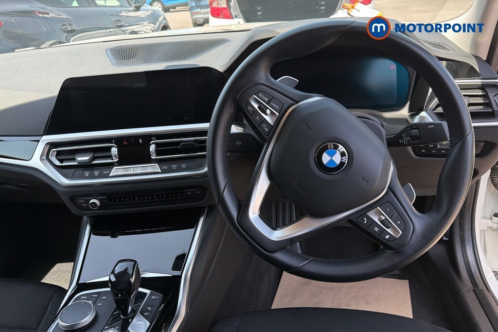 BMW 3 Series 318D Se Black #10