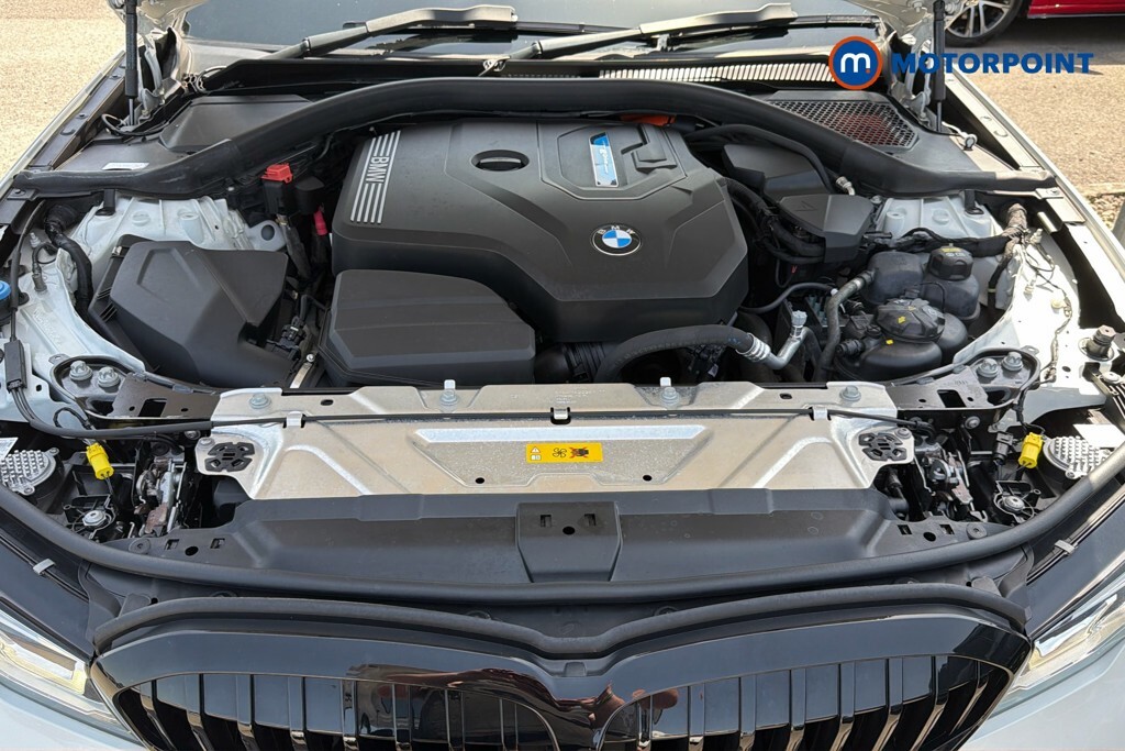 BMW 3 Series 318D Se Black #31