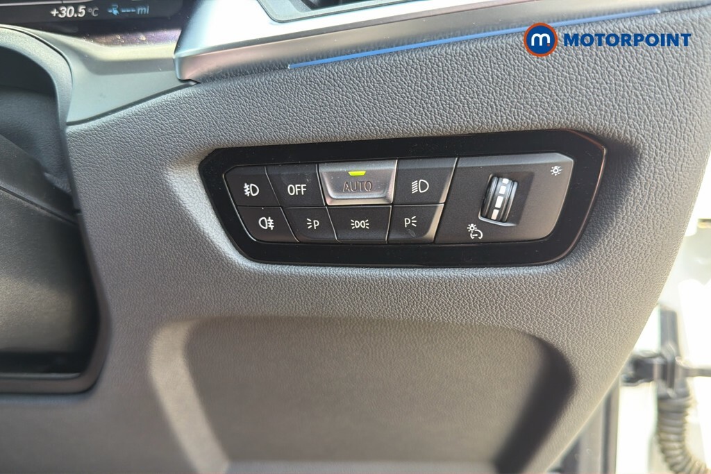 BMW 3 Series 318D Se Black #16