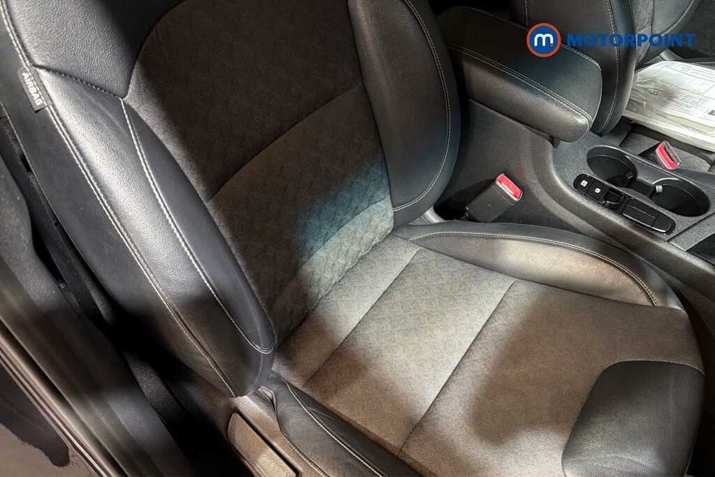 Kia Niro 3 Black #19