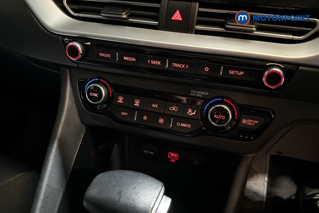 Kia Niro 3 Black #13