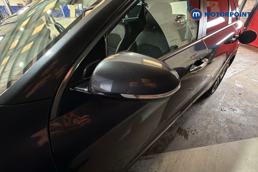 Kia Niro 3 Black #24