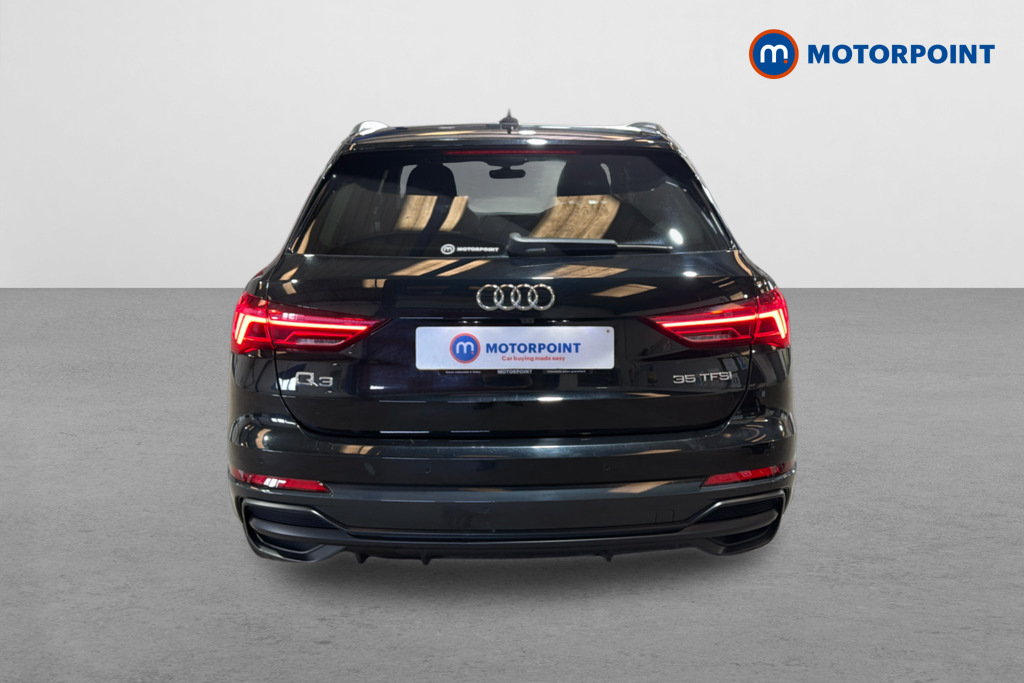 Audi Q3 35 Tfsi Black Edition Black #6