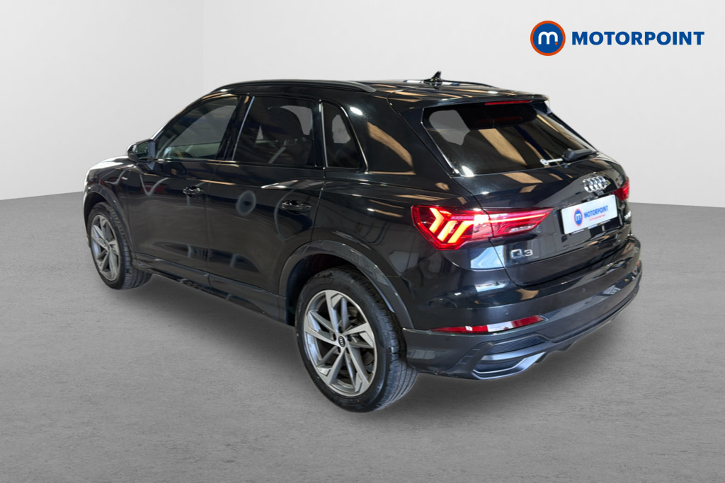 Audi Q3 35 Tfsi Black Edition Black #5