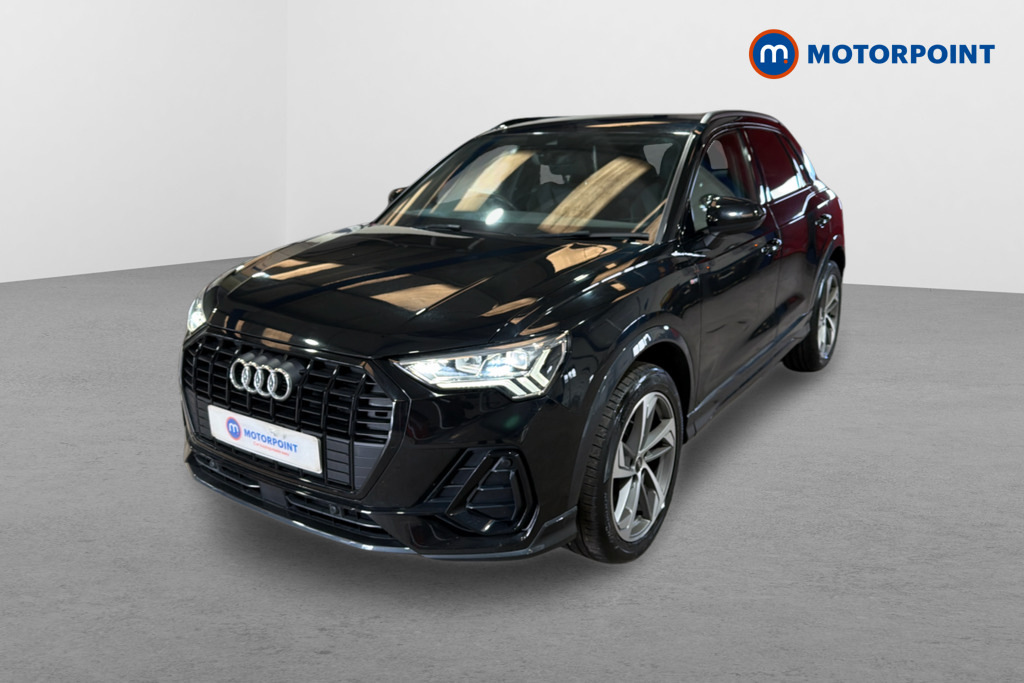 Audi Q3 35 Tfsi Black Edition Black #3