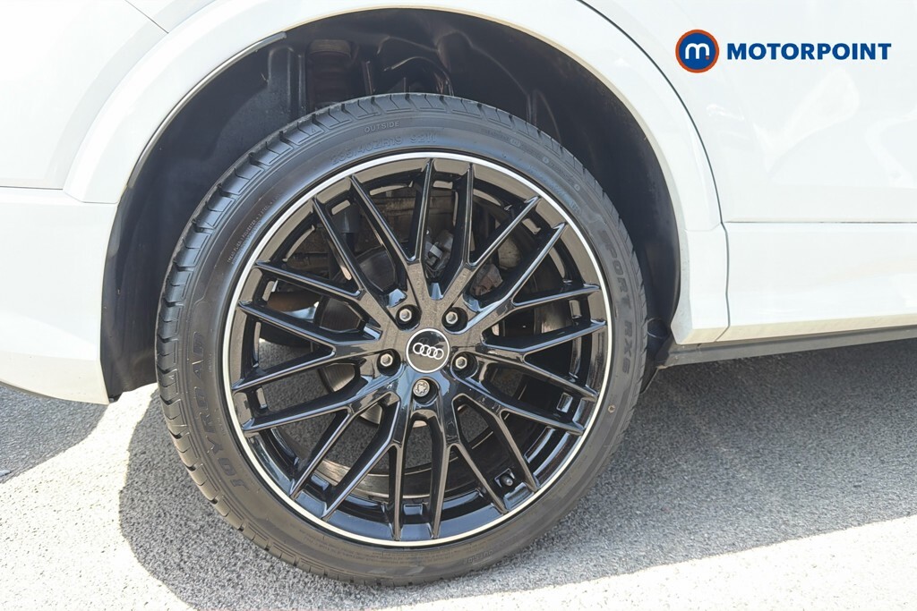 Audi Q2 Suv Black #29
