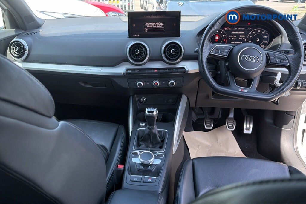 Audi Q2 Suv Black #9