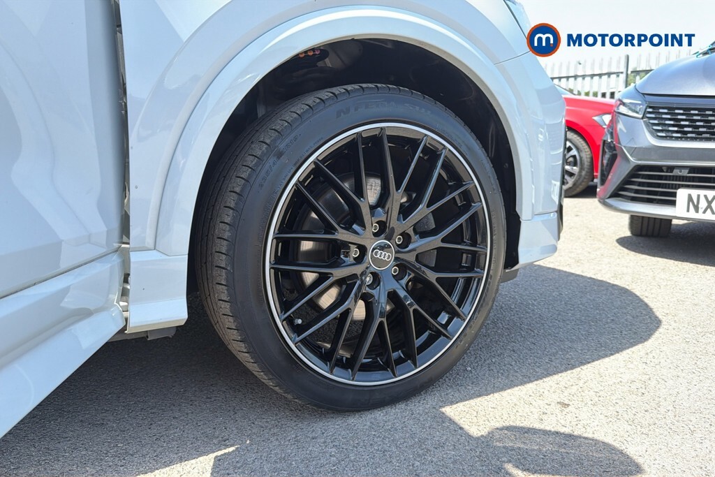 Audi Q2 Suv Black #30