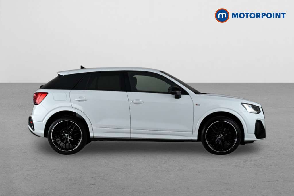 Audi Q2 Suv Black #8